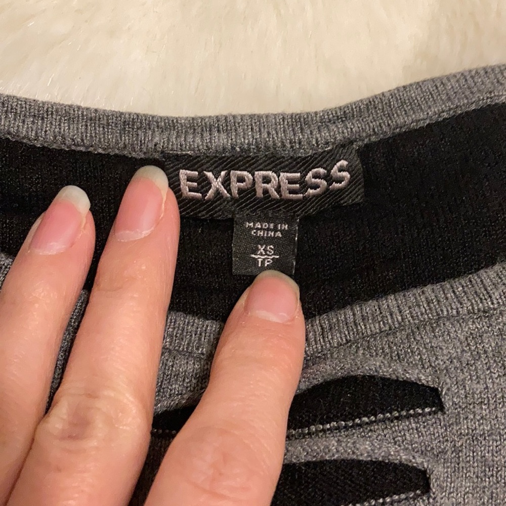 Express 3/4 length Sweater distressed - Picture 3 of 4